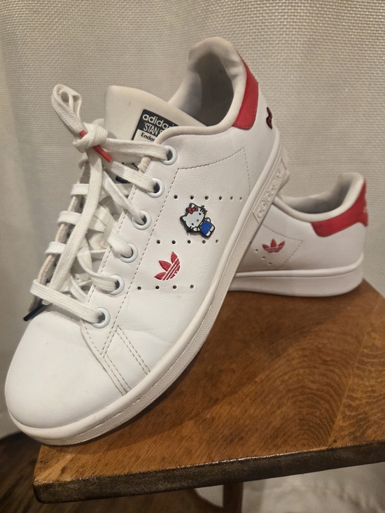 adidas Shoes - adidas - White Sneakers with Red Accents and Hello Kitty Detail Size 5.5